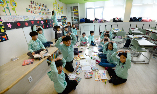 <공간혁신, 학교가 변하면 미래가 변한다>뛰노는 ‘튼튼교실’ 따뜻한 ‘온돌교실’… 함께 만든 학교 자부심
