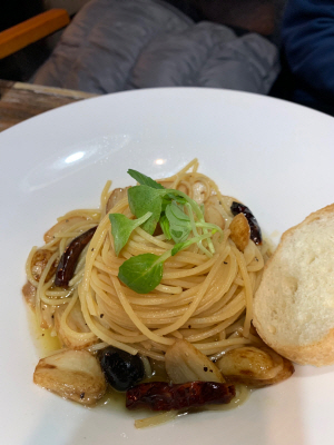 ‘팬플레이’ 알리올리오