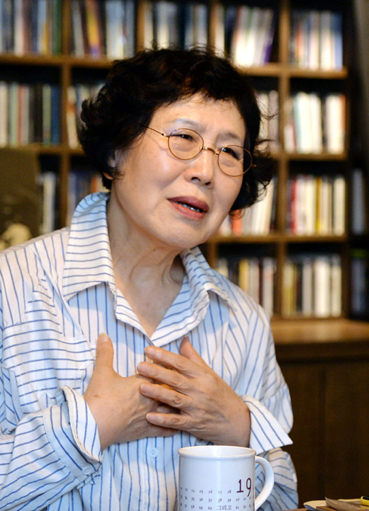 자신은 못 믿어도 관객은 믿는다는 박정자 배우는 관객의 박수와 환호를 받을 때가 가장 황홀한 순간이라고 했다.