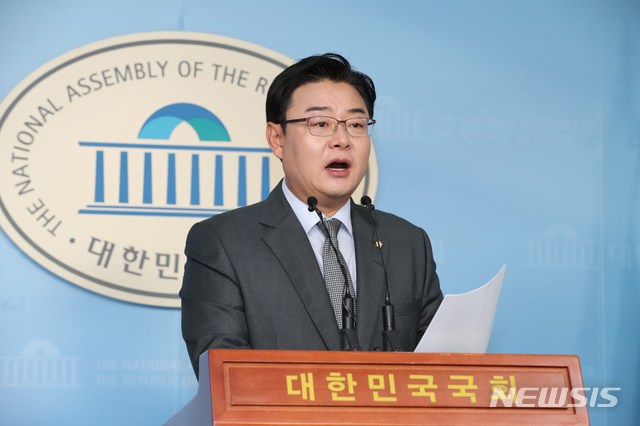 【서울=뉴시스】김명원 기자 = 김성원 자유한국당 대변인. 2019.10.14.