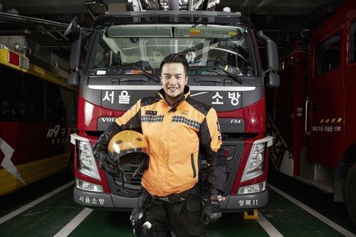 소방관 시절 오영환 당선인 [더불어민주당 제공. 재판매 및 DB 금지]