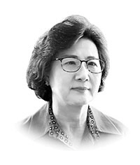 <法과 권력>‘法은 도덕의 최소한’ 무너지고 있다