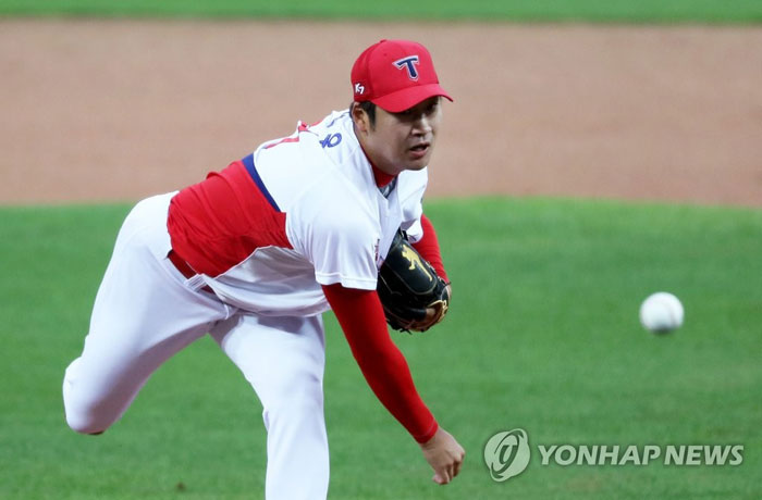 (광주=연합뉴스) 19일 광주-기아챔피언스필드에서 열린 2020 KBO리그 롯데 자이언츠와 KIA 타이거즈의 경기에서 KIA 선발투수 이민우가 투구하고 있다. 2020.5.19