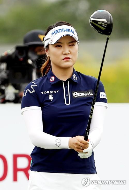 목표를 겨냥하는 유소연. [인천=연합뉴스]