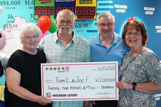 28년 전 약속 지켜 복권 나눈 친구 [위스콘신 복권 트위터 캡처·재판매 및 DB 금지]