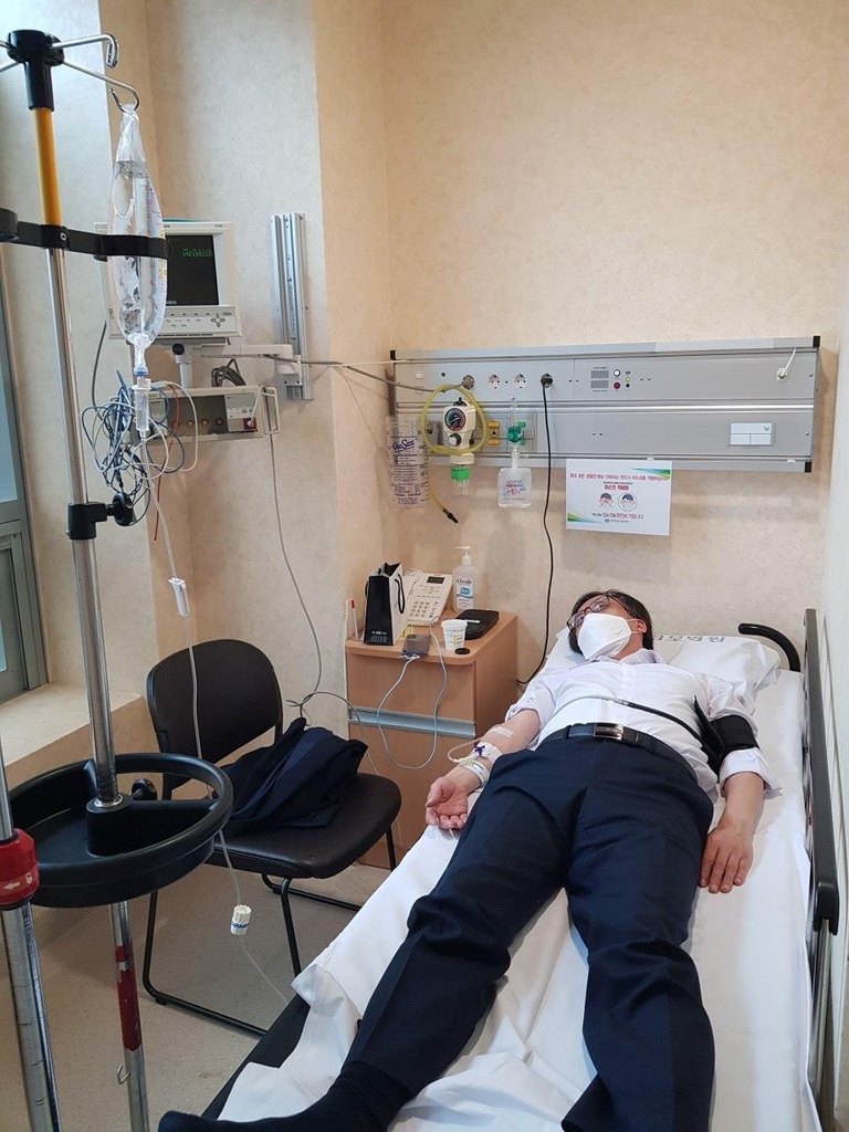 한동훈 검사장과 물리적 접촉을 한 정진웅 서울중앙지검 형사1부장이 병원에 입원해 치료를 받고 있다. (제공=서울중앙지검)