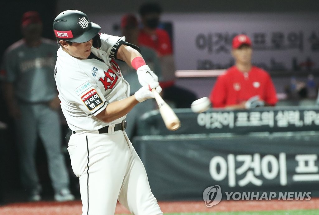 kt 황재균 [연합뉴스 자료사진. 재판매 및 DB 금지]