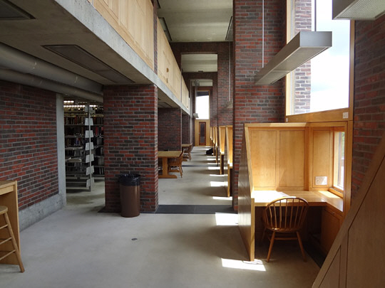 ‘방 속의 방’과 같은 개인용 독서실 캐럴. ⓒ김광현