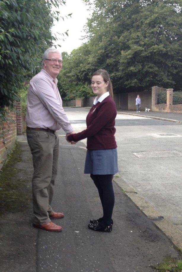 딸의 초등학교 졸업. [키런 섀넌 트위터 캡처. 재판매 및 DB 금지]