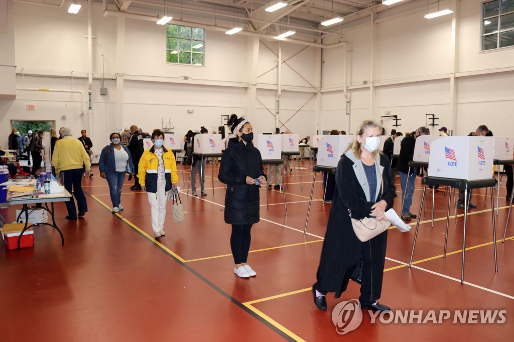 미국 메릴랜드주 유권자들의 사전투표 모습 [AP=연합뉴스]