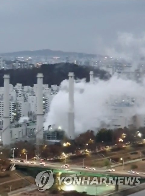 목동 열병합발전소 화재 [독자 제공]