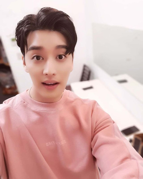 [서울=뉴시스] 그룹 ‘유키스’ 출신 일라이. (사진 = 일라이 인스타그램)