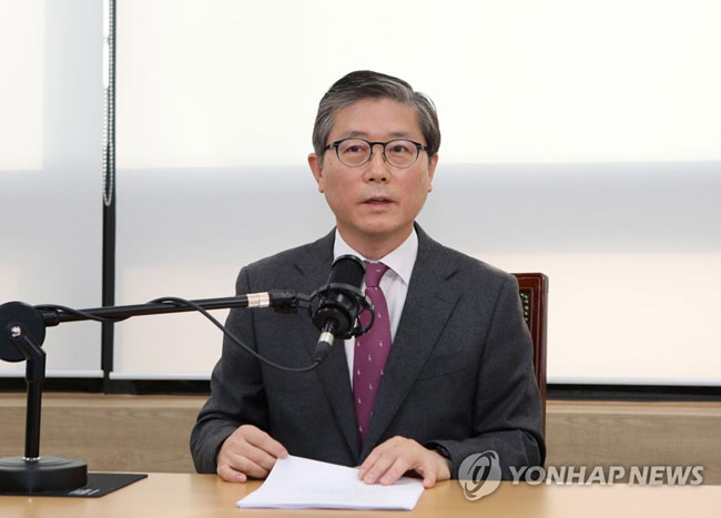 (서울=연합뉴스) 변창흠 국토교통부 장관 후보자가 18일 국토부 출입기자단과 온라인 간담회를 열고 발언하고 있다. 2020.12.18 [국토교통부 제공. 재판매 및 DB 금지]