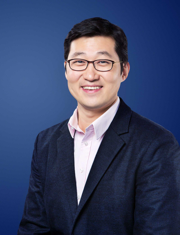 김범석 이사회 의장