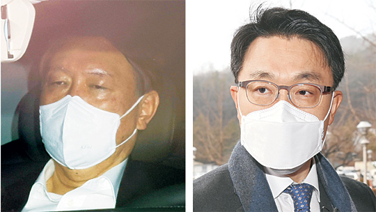고위공직자범죄수사처(공수처)가 공식 출범한 21일 윤석열(왼쪽) 검찰총장이 서울 서초구 대검찰청 청사로 출근하고 있다. 이날 임명장을 받은 김진욱(오른쪽) 초대 공수처장이 22일 과천정부청사 사무실로 출근하고 있다. 연합뉴스·신창섭 기자