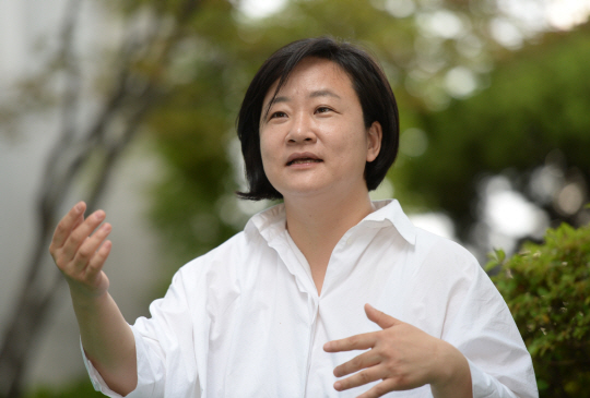 <팬데믹 시대의 인문학>“다양한 필진의 테마, 결국 ‘인간은 타자와 어떻게 살아갈 것인가’ 문제로 수렴”