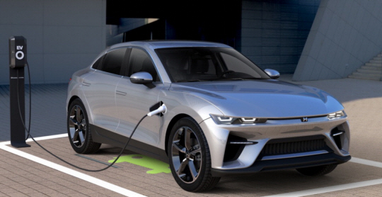 현대제철이 H-솔루션 브랜드를 통해 선보인 전기차 콘셉트카. 현대제철은 친환경차용 초고강도 경량 차체로 이 콘셉트카를 제작했다.  현대제철 제공