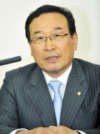 함인석