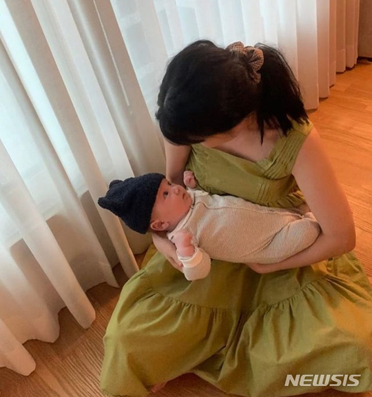 [서울=뉴시스] 사진=사유리 인스타그램. 2021.02.24