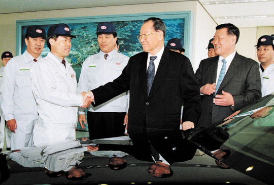 <아산 20주기, 꿈과 도전의 현장을 찾다>3代째 이어진 도전·혁신… 세계 TOP 5 ‘자동차 생산대국’ 세우다