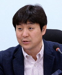 <전지적 문화 시점>“양방향 의견조율 바람직하지만 K-콘텐츠 산업 위축시켜선 안돼”