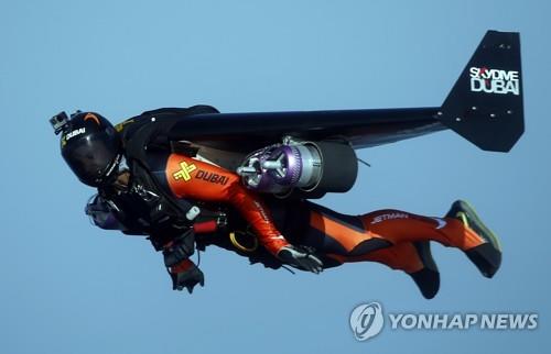 ‘두바이 제트맨’ 뱅스 르페 [EPA=연합뉴스 자료사진]