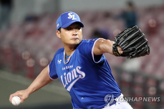 (광주=연합뉴스) 24일 광주-기아챔피언스필드에서 열린 2021 KBO 프로야구 삼성 라이온즈와 KIA 타이거즈의 경기에서 삼성 오승환이 8-3으로 앞선 9회 말에 등판 투구하고 있다. 2021.4.24