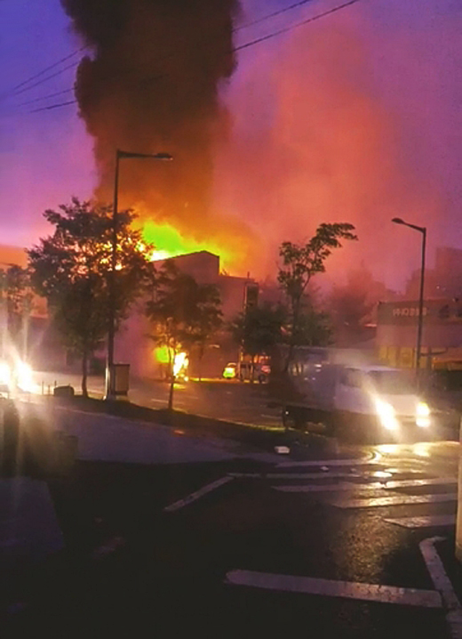 한전 변전소 화재[독자 제공. 재판매 및 DB 금지]