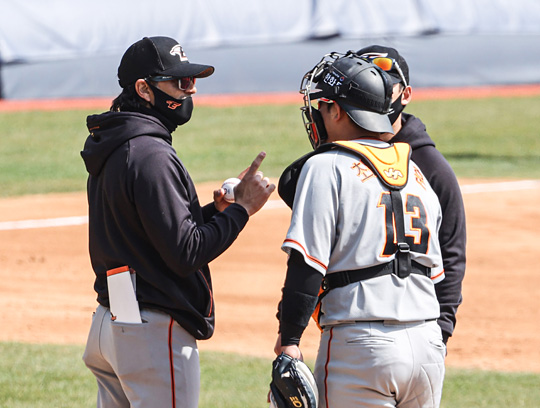 프로야구 한화 카를로스 수베로 감독
