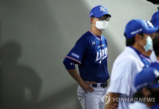 경기 지켜보는 허삼영 감독 [연합뉴스 자료사진]