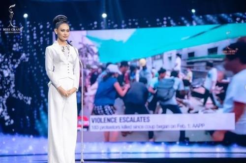 114명 죽던 날 미스 미얀마 “국제사회가 도와주세요” 눈물 연설 [인스타그램 ＠hann_may·재판매 및 DB 금지]