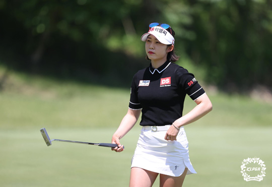 그린에 오르는 배소현. [KLPGA 제공. 재판매 및 DB 금지]