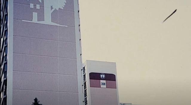 [서울=뉴시스] 한국UFO조사분석센터가 UFO로 확인됐다며 알린 사례. 목격자는 1997년 8월25일 서울 창동의 한 아파트에서 비행접시를 봤다고 주장한 것으로 알려졌다. (사진=한국UFO조사분석센터 유튜브 캡처) *재판매 및 DB 금지