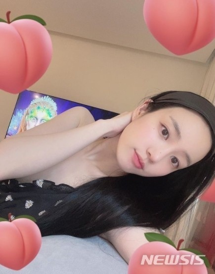 [서울=뉴시스]배우 이유비. (사진=이유비 SNS 캡처).2021.08.03.