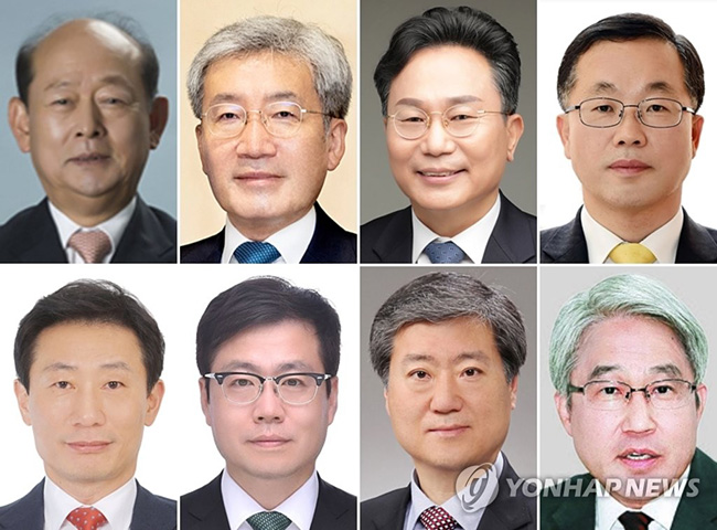 (서울=연합뉴스) 문재인 대통령은 5일 국가인권위원장에 송두환 전 헌법재판소 재판관(대북송금 의혹 사건 특별검사(윗줄 왼쪽부터), 금융위원장에 고승범 한국은행 금융통화위원회 위원, 행정안전부 차관에 고규창 기획조정실장, 행정안전부 재난안전관리본부장에 이승우 재난협력실장, 산업통상자원부 2차관에 박기영 기획조정실장(아랫줄 왼쪽부터), 산업통상자원부 통상교섭본부장에 여한구 대통령비서실 신남방·신북방 비서관, 행정중심복합도시건설청장에 박무익 국토교통부 교통물류실장, 국립외교원장에 홍현익 세종연구소 안보전략연구실 수석연구위원을 내정했다. 2021.8.5 [청와대 제공. 재판매 및 DB 금지]
