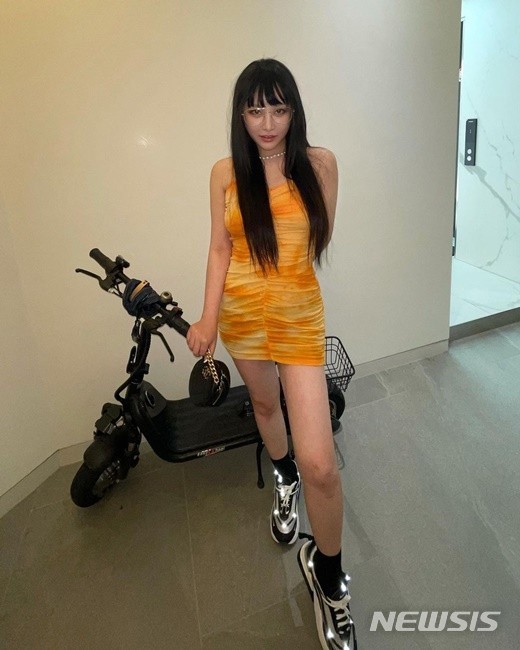 [서울=뉴시스] 브레이브걸스 민영. 2021.08.06. (사진 =민영 SNS 캡처)