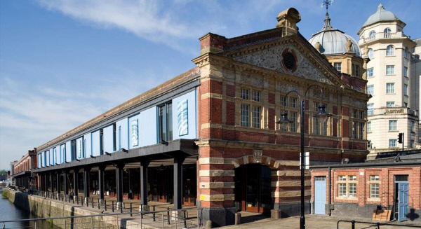 영국의 미디어센터 워터쉐드 전경.