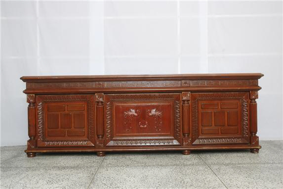 1960~1970년대 박정희 전 대통령이 사용했던 집무용 책상. 박정희 대통령 역사자료관 제공