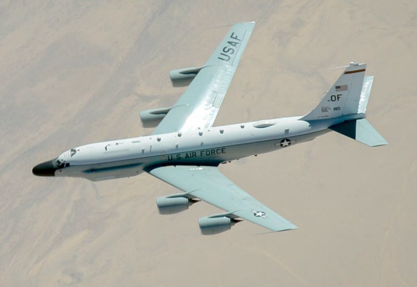 미 공군 통신감청 정찰기 RC-135W 리벳조인트. 문화일보 자료사진