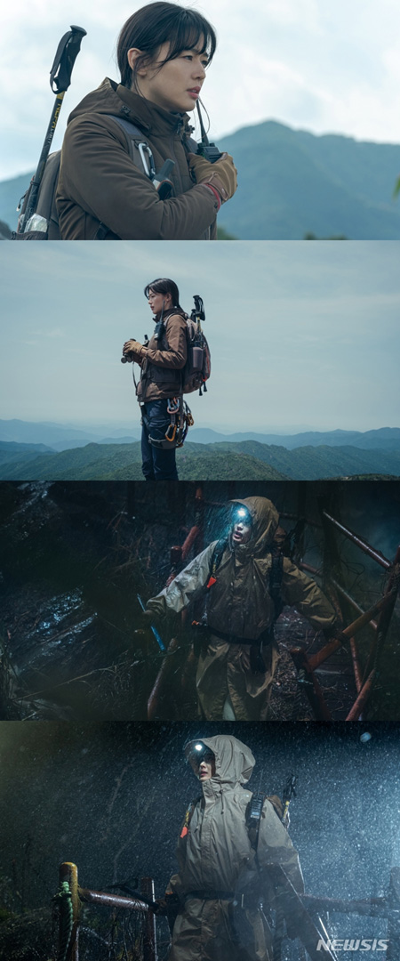 [서울=뉴시스]tvN ‘지리산’ 전지현 스틸. (사진=에이스토리 제공) 2021.09.29.