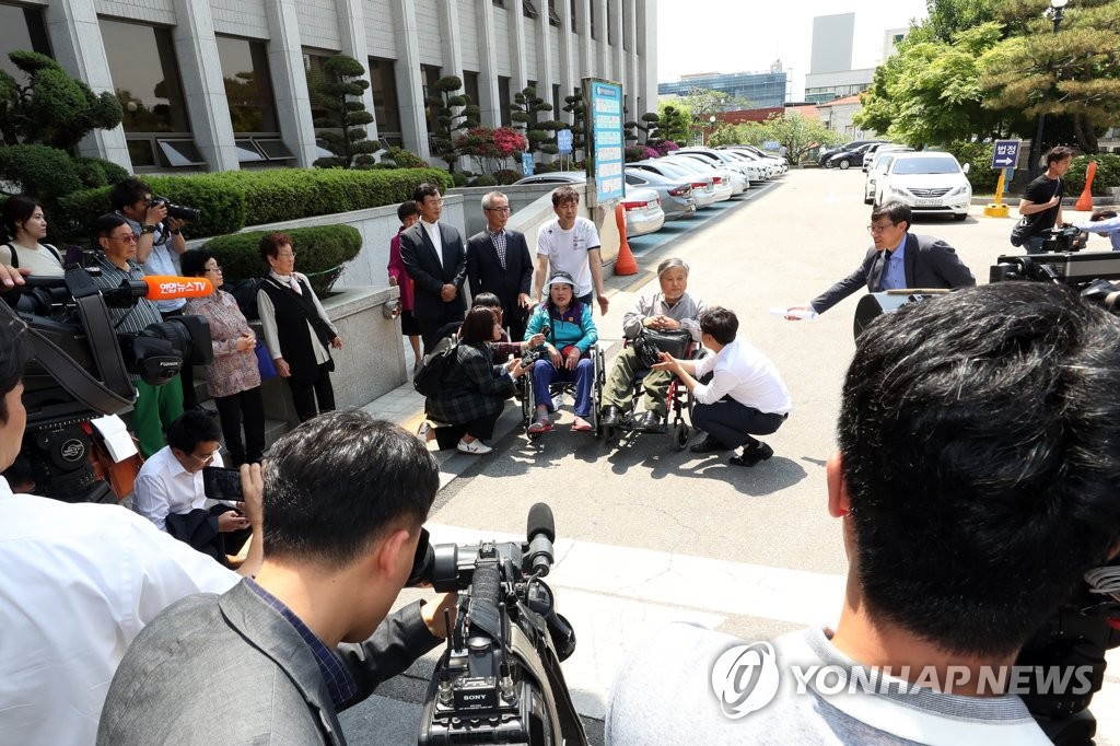 ‘5·18 헬기사격, 우리가 목격자’[연합뉴스 자료사진]