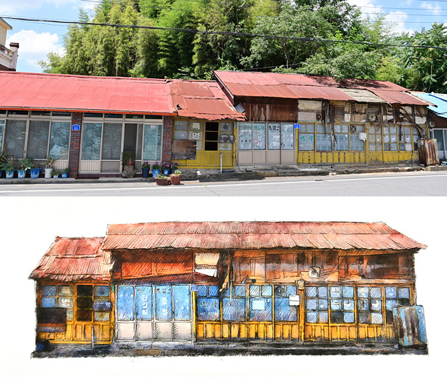 판교마을 골목에 나란히 잇대어 길게 지어진 건물.