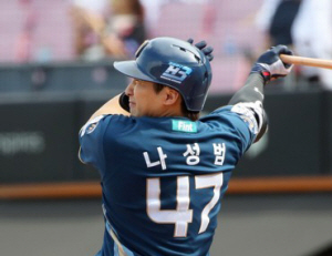 나성범