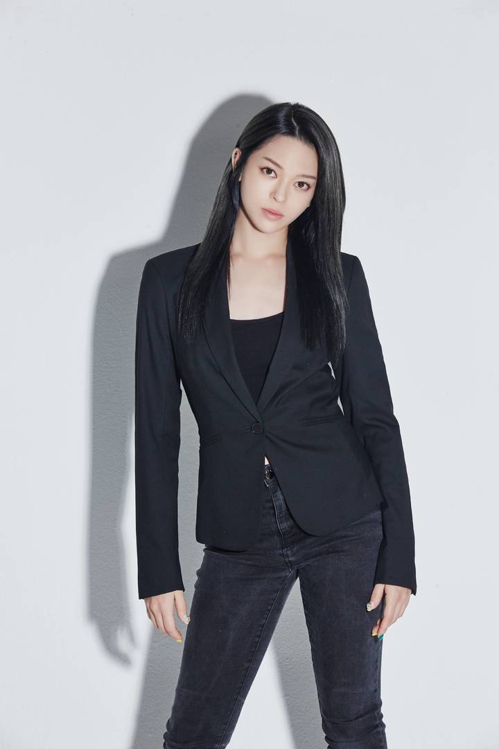 [서울=뉴시스] 가수 알렉사. 2022.01.11. (사진= 지비레이블 제공) *재판매 및 DB 금지