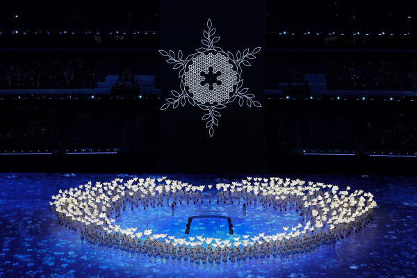 지난 4일 중국 베이징국립경기장에서 열린 2022 베이징동계올림픽 개회식. AP뉴시스