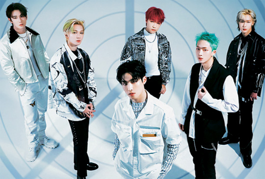 세계로 향하는 4세대 아이돌 그룹. 피원하모니.