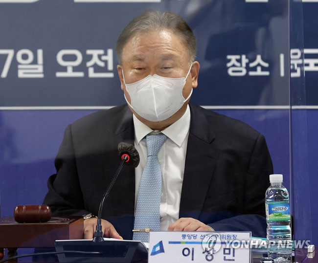 (서울=연합뉴스) 안정원 기자 = 더불어민주당 이상민 중앙당선거관리위원장이 7일 오전 서울 여의도 국회 의원회관에서 열린 20대 대통령선거 후보자 선출을 위한 제4차 중앙당선거관리위원회의에서 발언하고 있다.2021.7.7