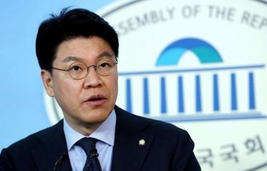 尹신임 두터운 실세형 비서실장…‘맞춤형 보좌’속 ‘쓴소리맨’ 역할도