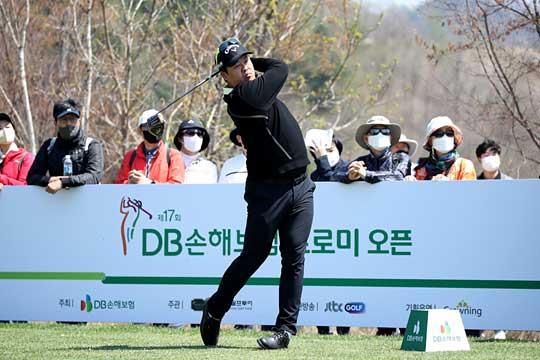 이상엽의 드라이버 티샷. [KPGA 제공. 재판매 및 DB 금지]