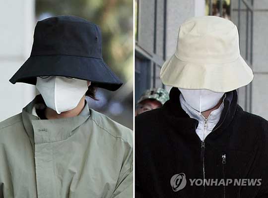 (인천=연합뉴스) ‘계곡 살인’ 사건의 피의자 이은해(31)·조현수(30)씨가 16일 오후 인천시 미추홀구 인천지방검찰청으로 압송되고 있다. 2022.4.16